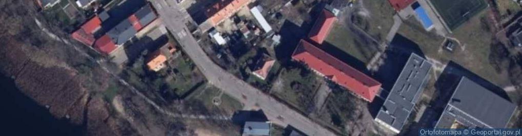 Zdjęcie satelitarne Regionalne Towarzystwo Historyczne Ziemi Choszczeńskiej