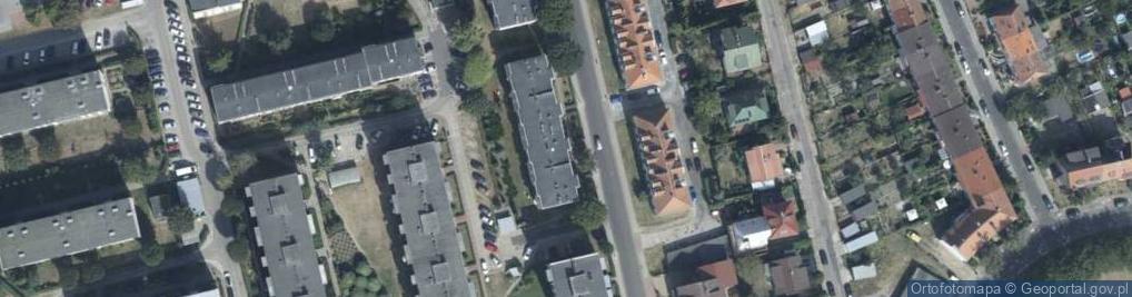 Zdjęcie satelitarne Robert Rzadkowski 1.Express Handel Group 2.Pub Chillout