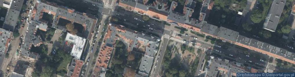 Zdjęcie satelitarne School of English