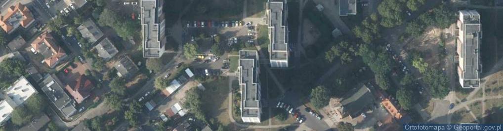 Zdjęcie satelitarne Sprzątanie Posesji