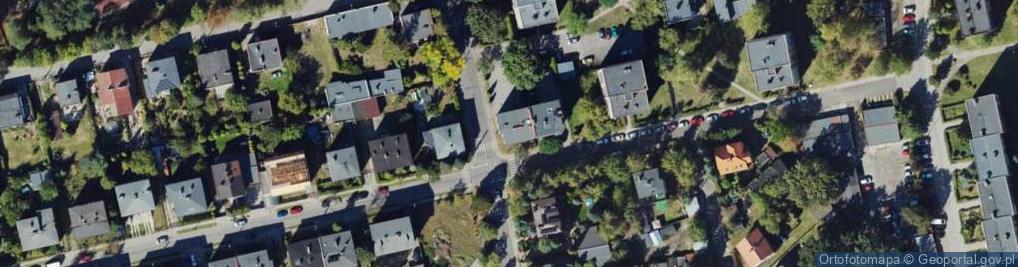 Zdjęcie satelitarne Stal Hut Produkt