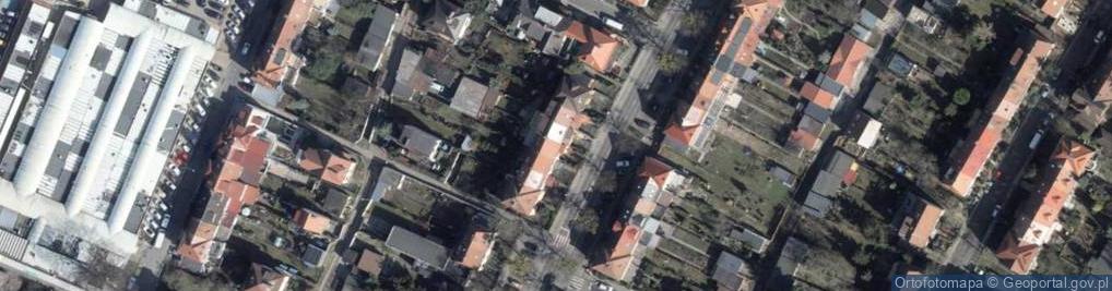 Zdjęcie satelitarne Studium Doskonalenia Zdolności Poznawczych