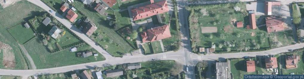 Zdjęcie satelitarne Szkoła Podstawa nr 1 im św Jana Kantego w Międzybrodziu Bialskim