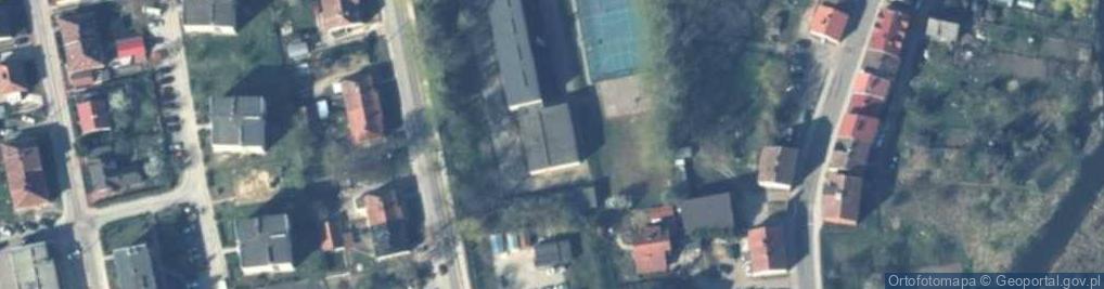 Zdjęcie satelitarne Szkoła Podstawowa nr 2 im Mikołaja Kopernika w Dobrym Mieście