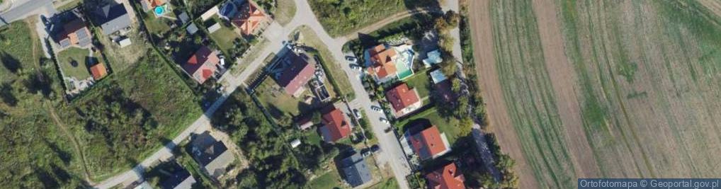 Zdjęcie satelitarne Szkoła Podstawowa nr 3 im 2 Pułku Nocnych Bombowców Kraków w Malborku