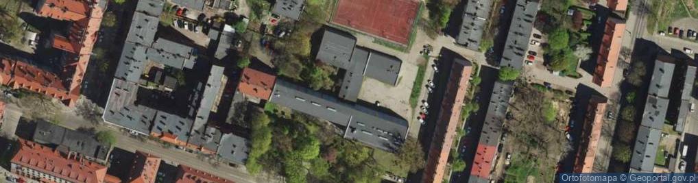 Zdjęcie satelitarne Szkoła Podstawowa nr 46 im L Kruczkowskiego
