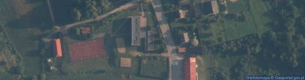 Zdjęcie satelitarne Szkoła Podstawowa w Mirachowie