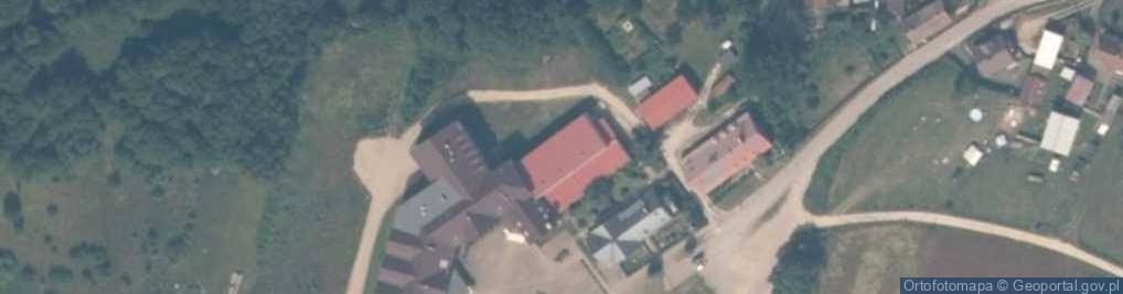 Zdjęcie satelitarne Szkoła Podstawowa w Wierzchucinie