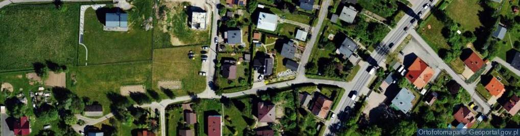 Zdjęcie satelitarne Take Care Katarzyna Bieniek
