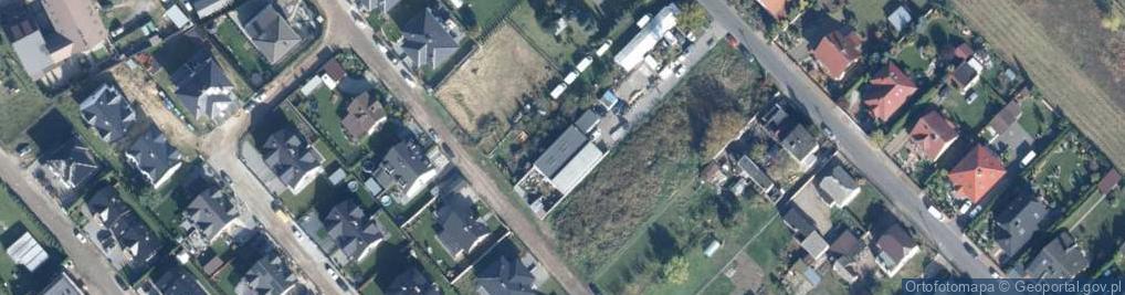 Zdjęcie satelitarne Tomasz Szymański Blacharstwo, Mechanika Samochodowa, Sprzedaż Samochodów i Części