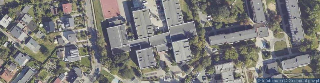 Zdjęcie satelitarne Towarzystwo Przyjaciół II Liceum Ogólnokształcącego im Mikołaja Kopernika w Lesznie