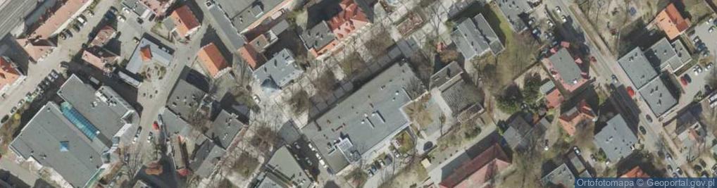 Zdjęcie satelitarne Towarzystwo Przyjaciół Muzeum Ziemi Lubuskiej