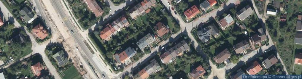 Zdjęcie satelitarne Trio System