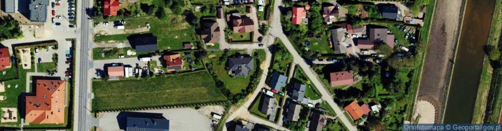 Zdjęcie satelitarne Ubezpieczenia