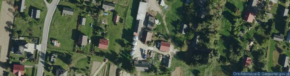 Zdjęcie satelitarne Usługi Transportowe i Rolnicze
