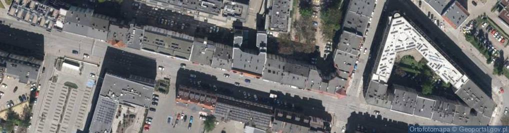 Zdjęcie satelitarne Witold Podedworny Oficyna Wydawnicza Atut-Wrocławskie Wydawnictwo Oświatowe