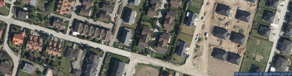 Zdjęcie satelitarne Wspólnota Mieszkaniowa Akacjowa 61, 61A-G Kiełczów
