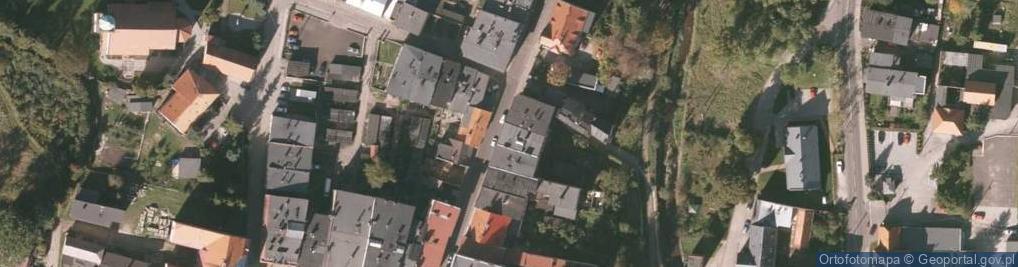 Zdjęcie satelitarne Wspólnota Mieszkaniowa przy ul.Dąbrowszczaków nr 7 w Mieroszowie