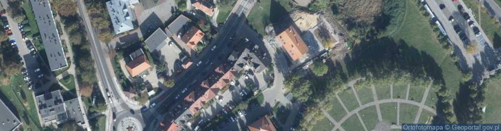 Zdjęcie satelitarne Wspólnota Mieszkaniowa przy ul.KS.DZ.w.Bochenka 3-5, Trzebnica