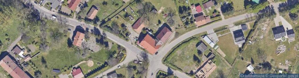 Zdjęcie satelitarne Wspólnota Mieszkaniowa przy ul.Wrocławskiej nr 4 w Uciechowie