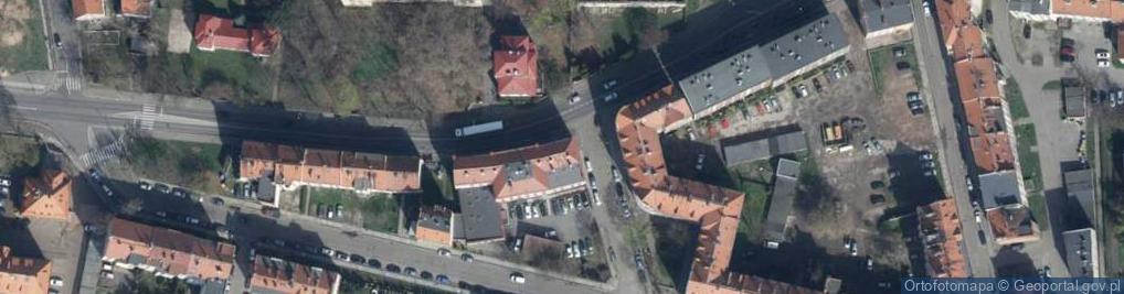 Zdjęcie satelitarne Wspólnota Mieszkaniowa Senatorska 33