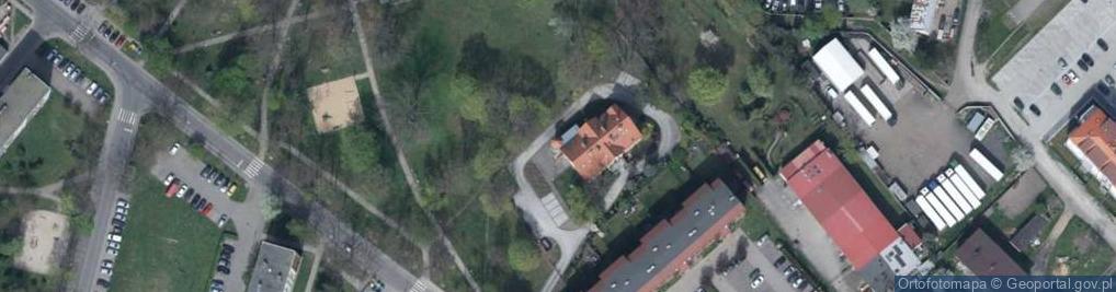 Zdjęcie satelitarne Zakład Handlowo - Naprawczy Pojazdów Samochodowych i Sprzętu Rolniczego Mirosław i Iwona Wieczorek