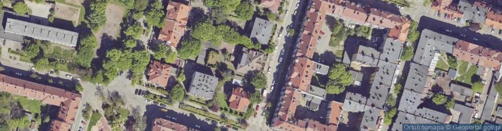 Zdjęcie satelitarne Zakład Kominiarski