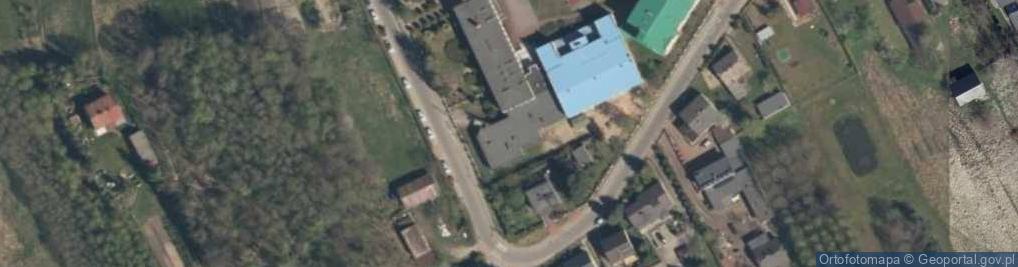 Zdjęcie satelitarne Zespół Gimnazjum Szkoły Podstawowej i Przedszkola im Jana Pawła II w Czechach