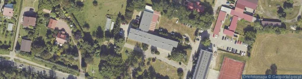 Zdjęcie satelitarne Zespół Szkół Centrum Kształcenia Rolniczego im Zesłańców Sybiru w Bobowicku