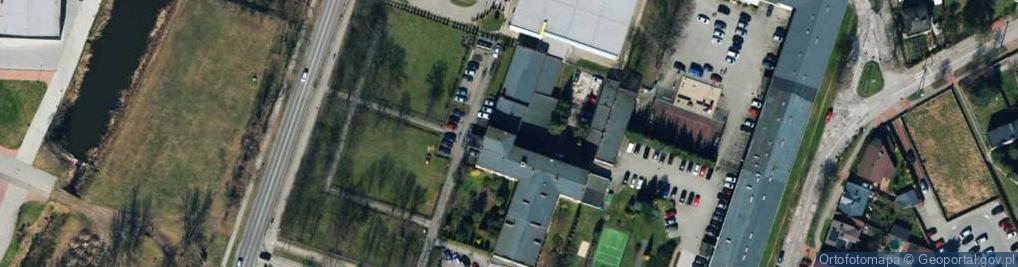 Zdjęcie satelitarne Zespół Szkół Elektryczno Elektronicznych im Prof Janusza Groszkowskiego w Radomsku