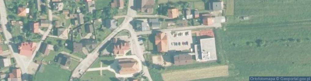 Zdjęcie satelitarne Zespół Szkół im 12 P P Ziemi Wadowickiej w Jaroszowicach