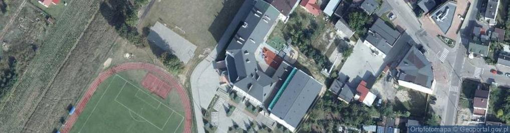 Zdjęcie satelitarne Zespół Szkół im Mikołaja Kopernika w Czernikowie