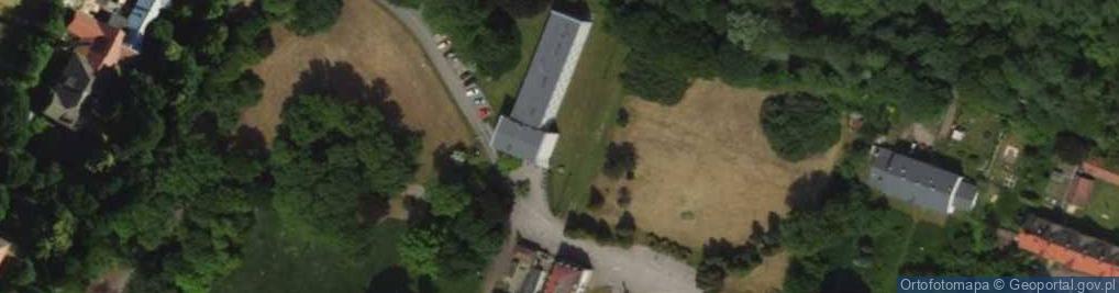 Zdjęcie satelitarne Zespół Szkół Leśnych i Ekologicznych im ST Morawskiego w Brynku