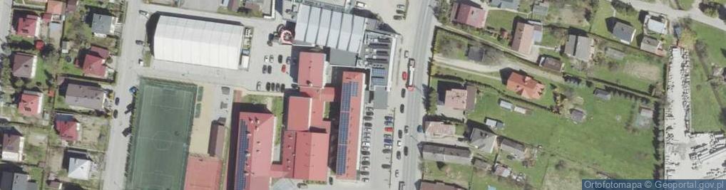 Zdjęcie satelitarne Zespół Szkół w Chełmcu