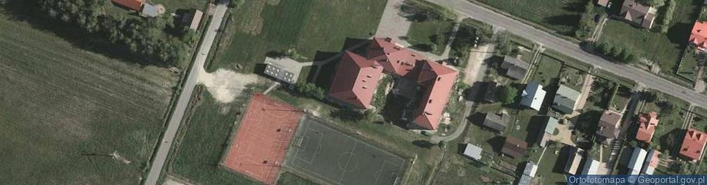 Zdjęcie satelitarne Zespół Szkół w Jacie
