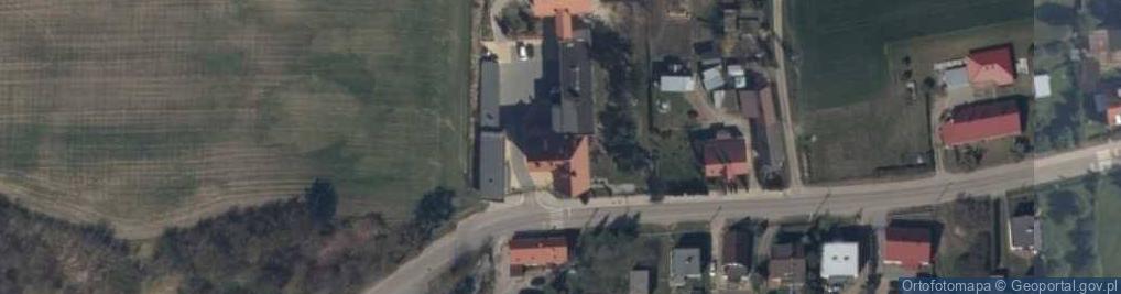 Zdjęcie satelitarne Zespół Szkół w Opaleniu