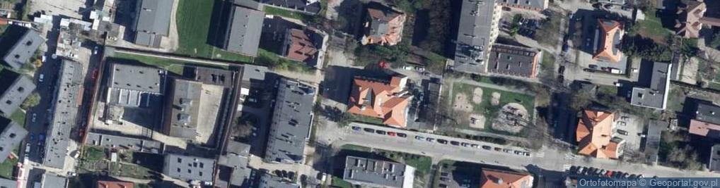 Zdjęcie satelitarne Przedszkole Nr4 Z Oddziałami Integracyjnymi I Oddziałami Specjalnymi Im. Jana Brzechwy