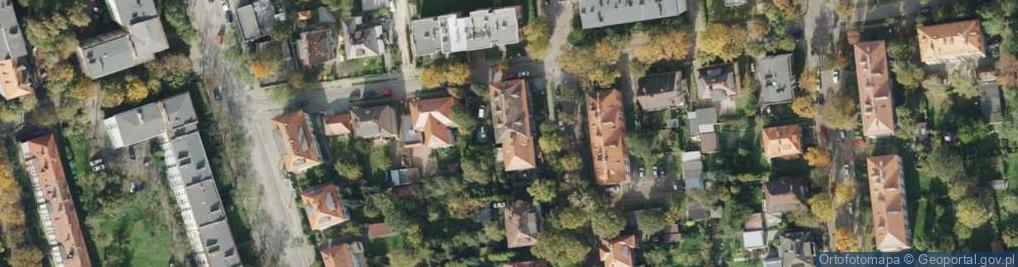 Zdjęcie satelitarne Tęczowy Domek