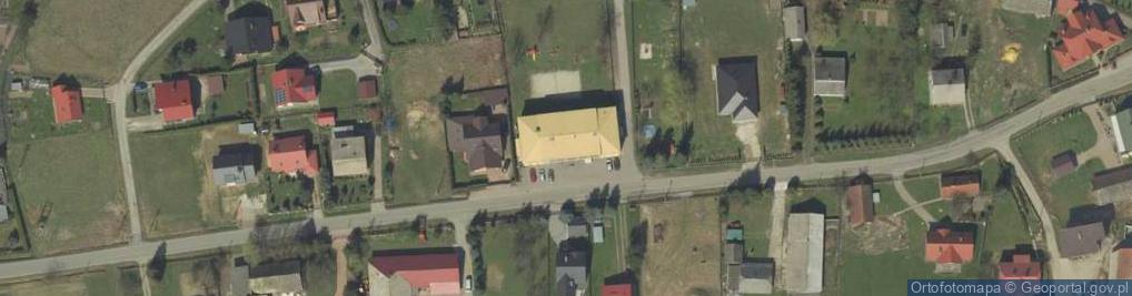 Zdjęcie satelitarne Wiejski Ośrodek Zdrowia w Cikowicach