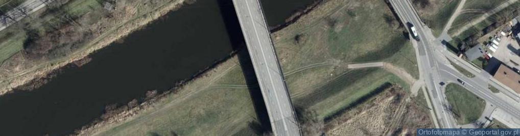 Zdjęcie satelitarne Radiowóz z kamerą