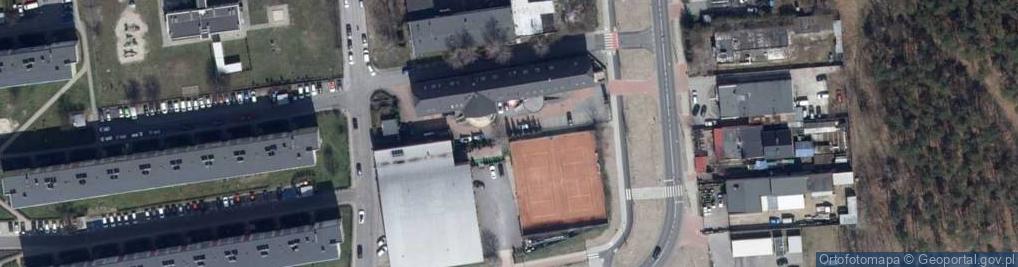 Zdjęcie satelitarne Court