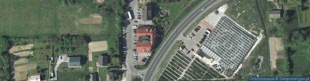 Zdjęcie satelitarne Pod smokiem