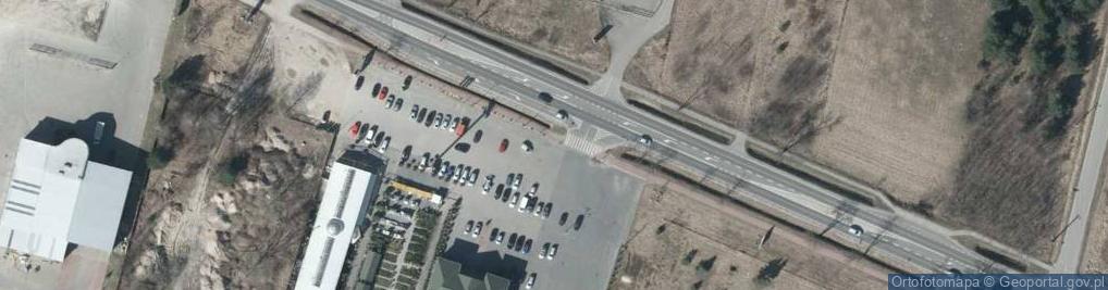 Zdjęcie satelitarne CENTRUM HANDLOWE OGRÓD I DOM