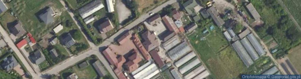 Zdjęcie satelitarne Pole Kwiatów - Kwiaty Balkonowe i rabatowe Kornaccy