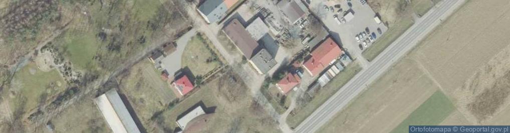 Zdjęcie satelitarne Gminna Spółdzielnia Samopomoc Chłopska w Trześni