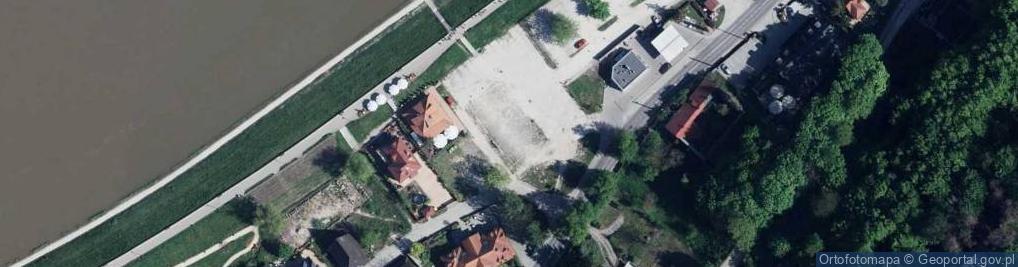 Zdjęcie satelitarne Stacja ładowania pojazdów