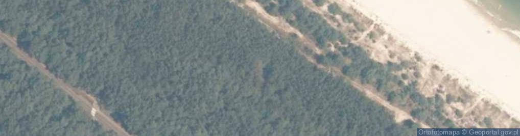 Zdjęcie satelitarne Stanowisko armaty S.K.C/32 10,5 cm