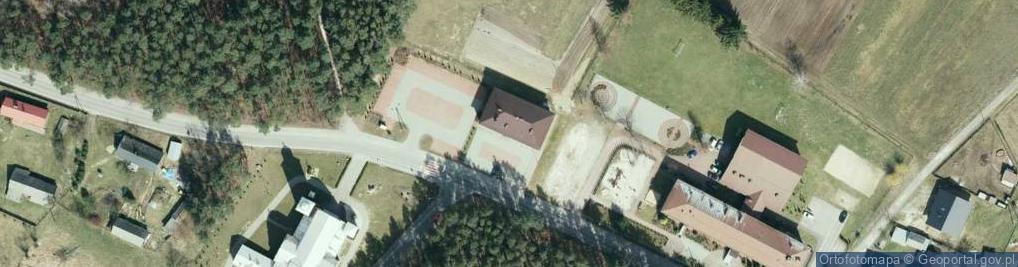 Zdjęcie satelitarne OSP w Nowej Jastrząbce