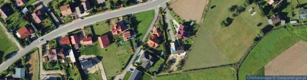 Zdjęcie satelitarne i Profesjonalna Szkoła Komputerowas C II JBM