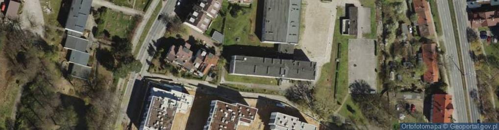 Zdjęcie satelitarne Centrum Kształcenia Ustawicznego Empiria